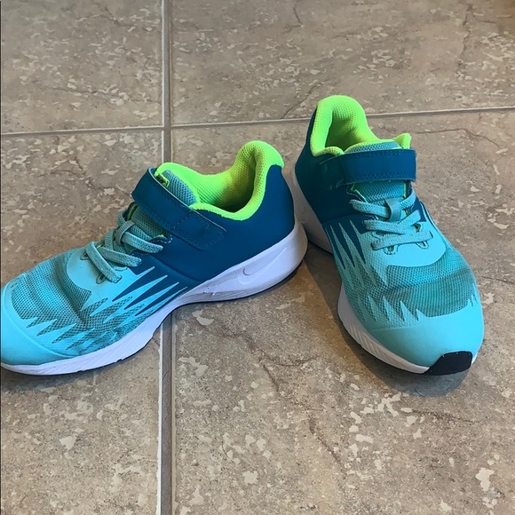 Nike Other - Kids Size 2.5 Nike shoes